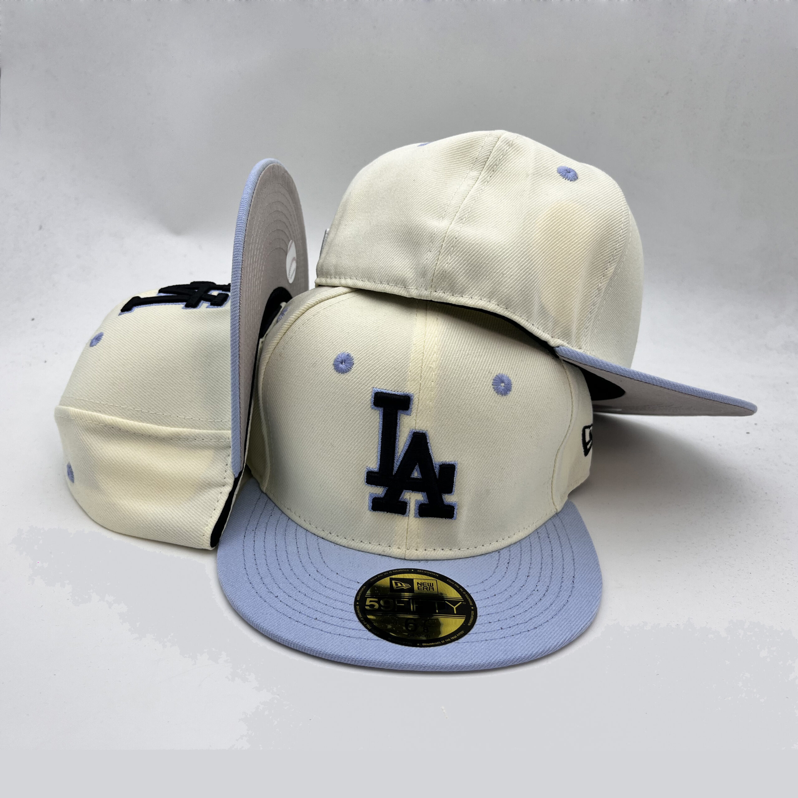 85 Los Angeles Dodgers CCAA2601-02-052 AA Classic Fitted Cap 052 USD8.48 - Image 1