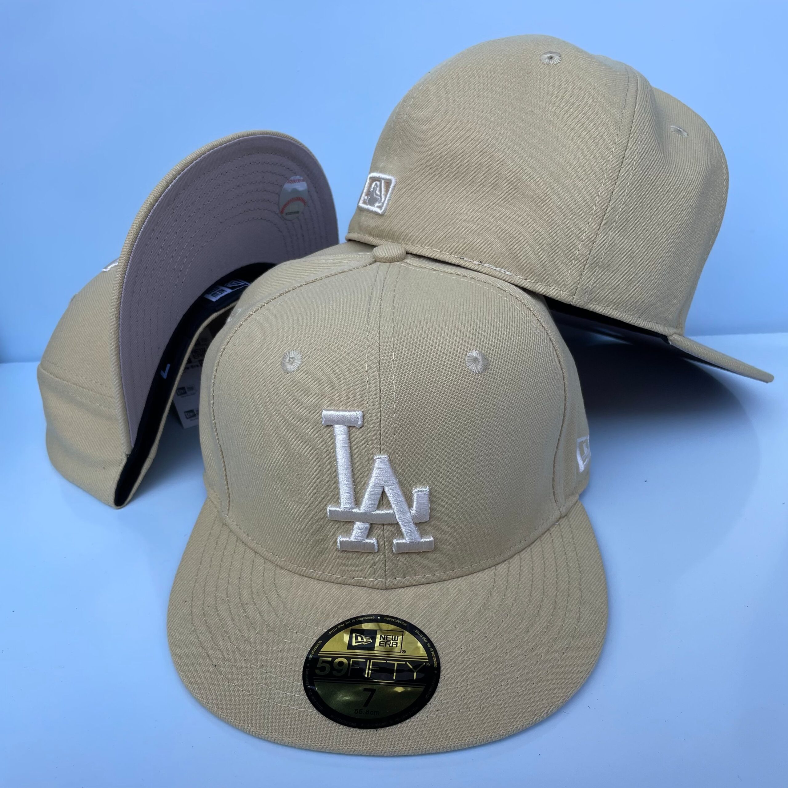 96 Los Angeles Dodgers CCAA2601-02-062 AA Classic Fitted Cap 062 USD8.48 - Image 1