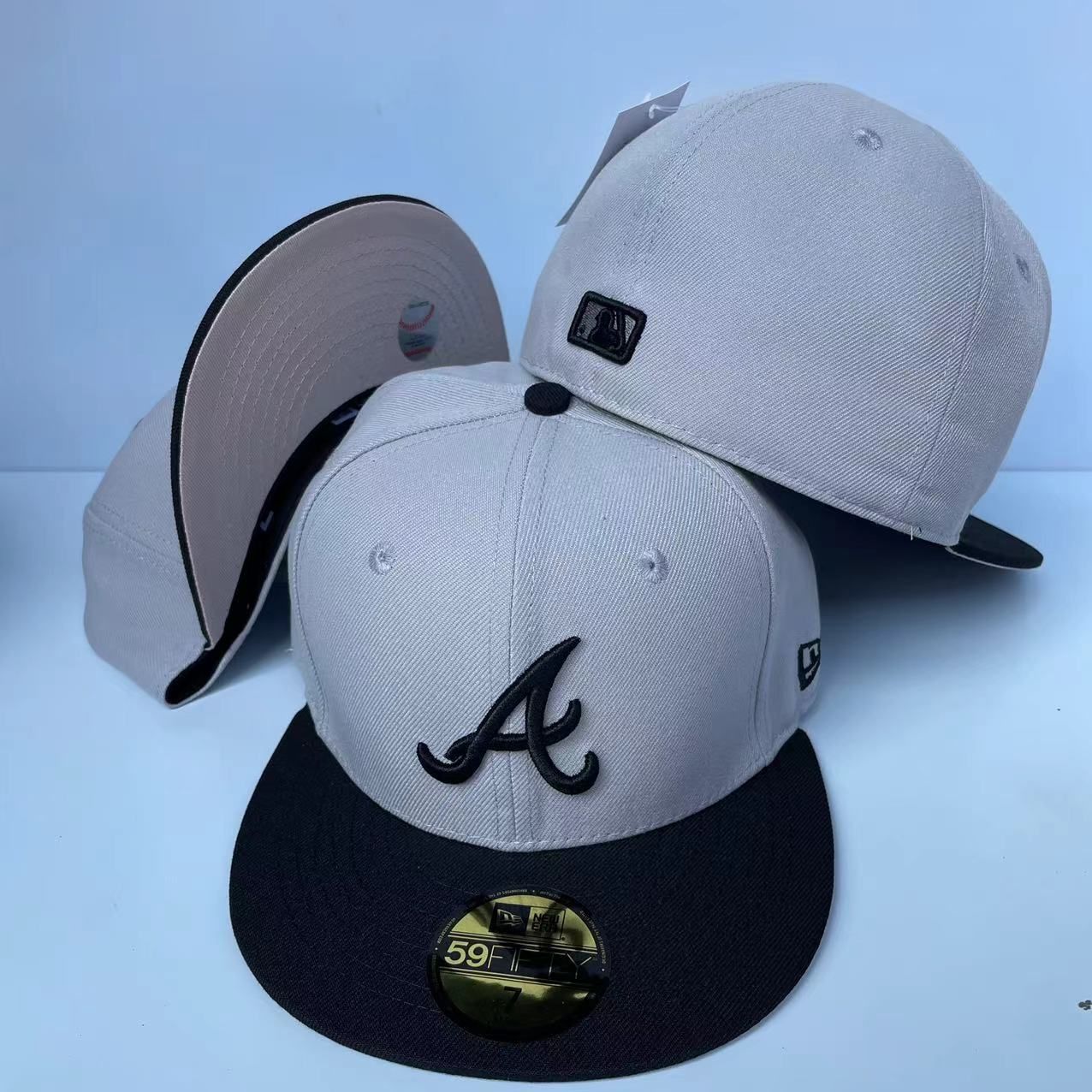 50 新纪元 Atlanta Braves CCAA2601-06-050 AA Classic Fitted Cap 050 USD8.48 - Image 1