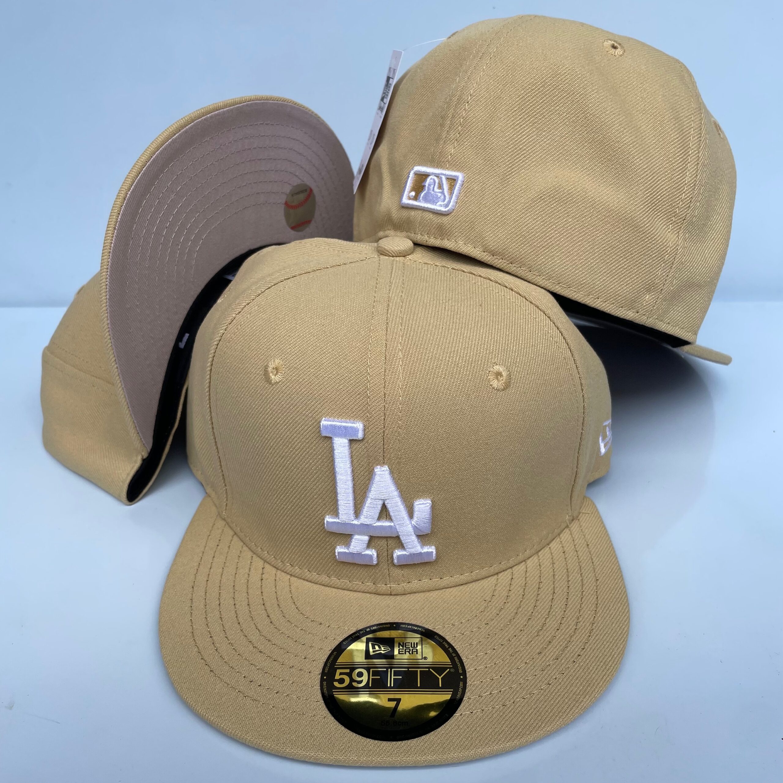 61 新纪元 Los Angeles Dodgers CCAA2601-02-061 AA Classic Fitted Cap 061 USD8.48 - Image 1