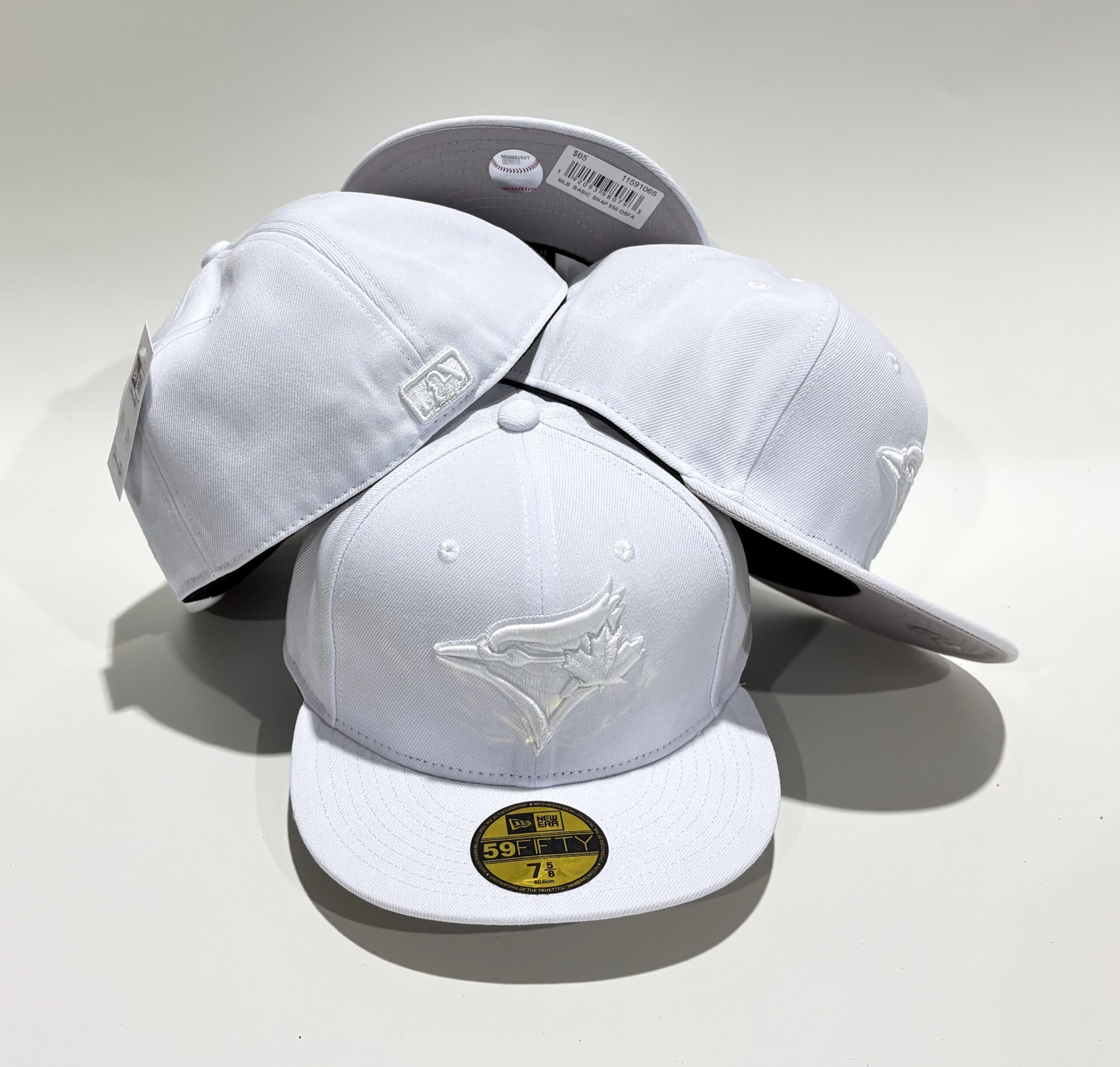 100 Coco Toronto Blue Jays CCAA2601-04-100 AA Classic Fitted Cap 100 USD8.48 - Image 1