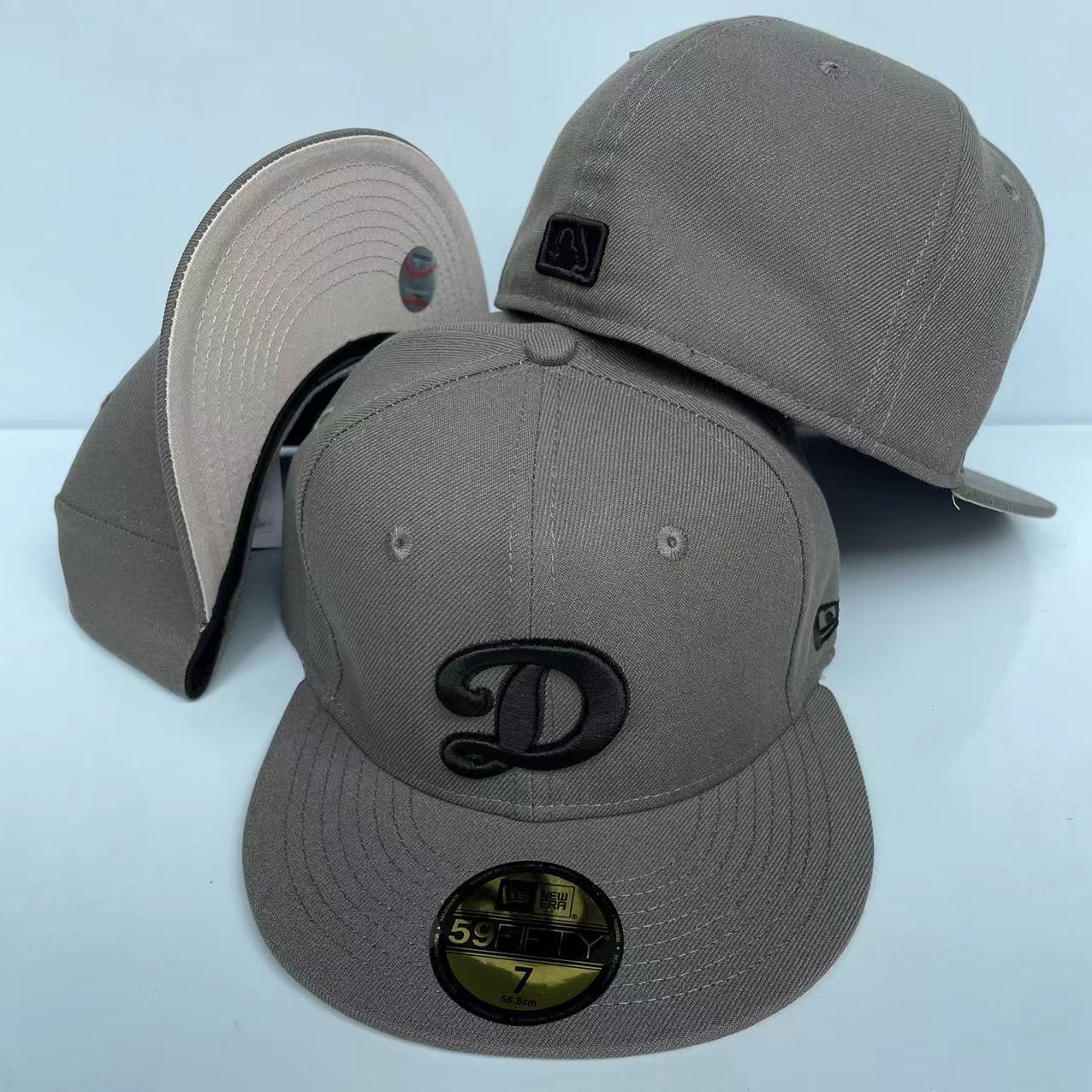102 新纪元 Los Angeles Dodgers CCAA2601-02-102 AA Classic Fitted Cap 102 USD8.48 - Image 1