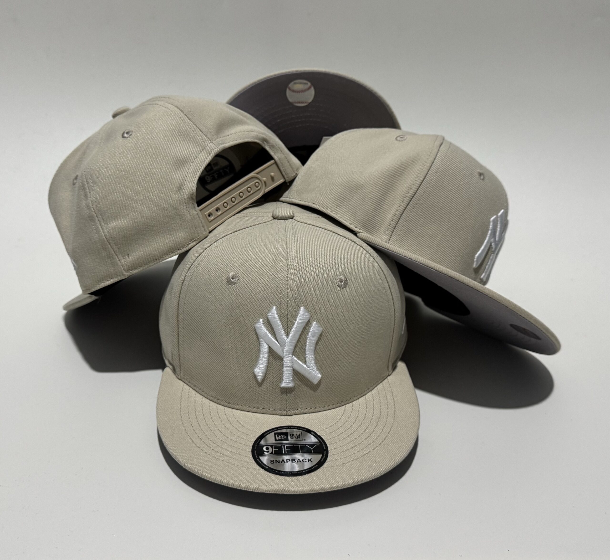 27 CCAA2605-03-027 AA 2026 World Baseball Cap 027 USD8.98 - Image 1