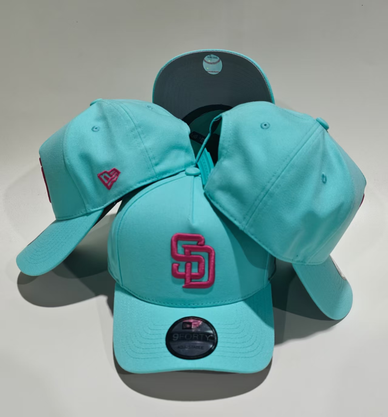 44 CCAA2606-03-044 AA 2026 World Baseball Cap 044 USD8.98 - Image 1