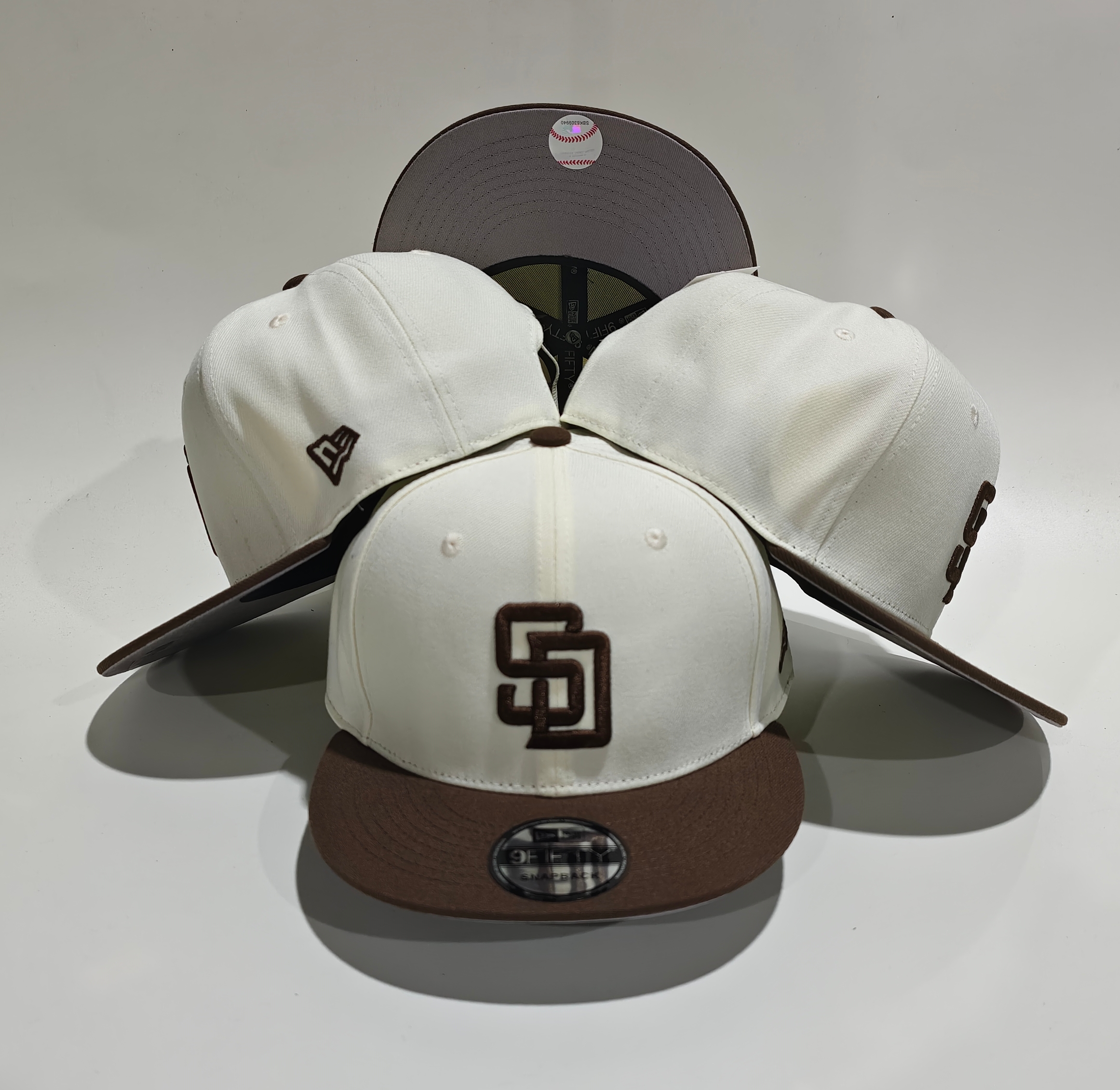 54 CCAA2605-03-054 AA 2026 World Baseball Cap 054 USD8.98 - Image 1