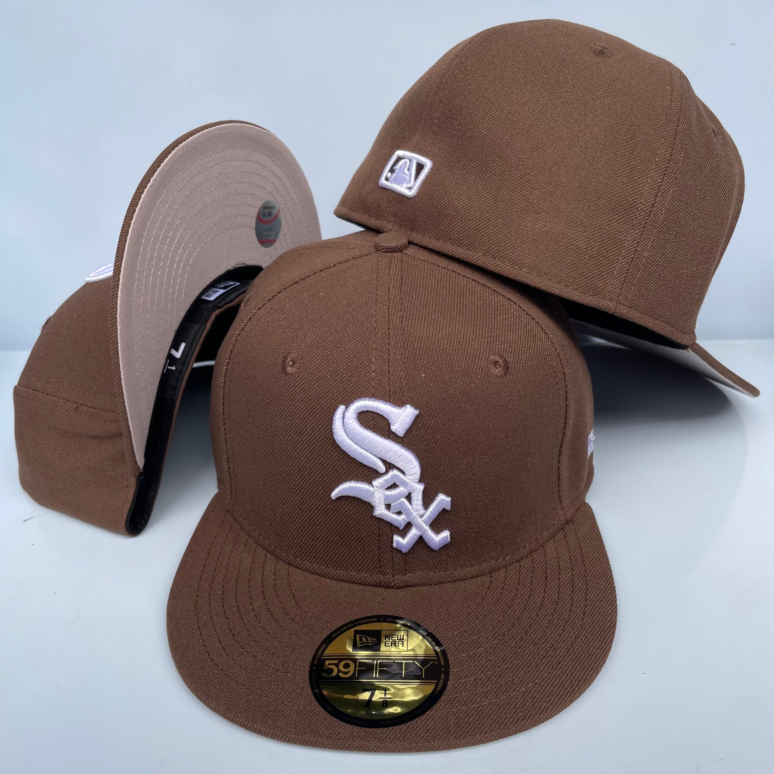 57 新纪元 Chicago White Sox CCAA2601-03-057 AA Classic Fitted Cap 057 USD8.48 - Image 1