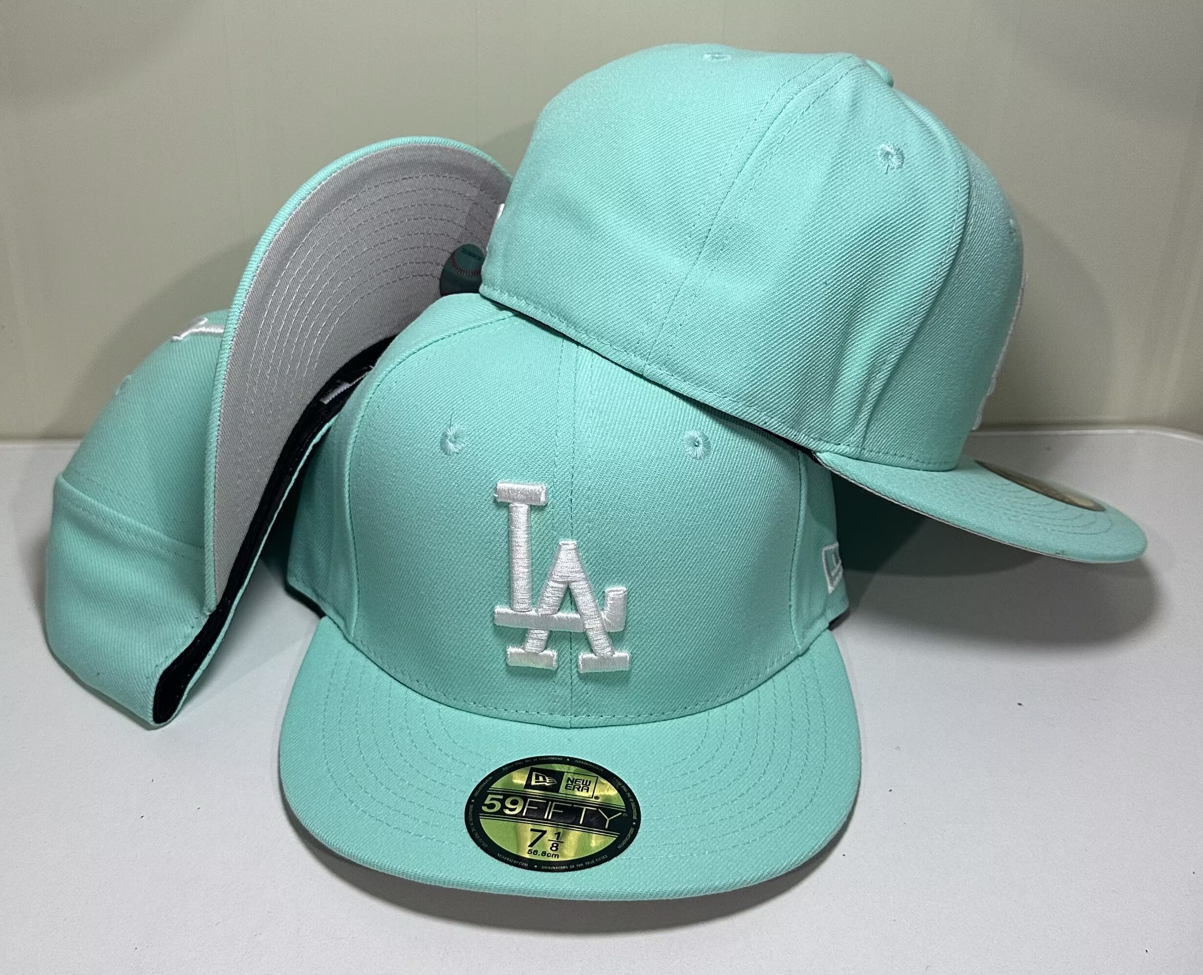 160 Los Angeles Dodgers CCAA2601-02-160 AA Classic Fitted Cap 160 USD8.48 - Image 1