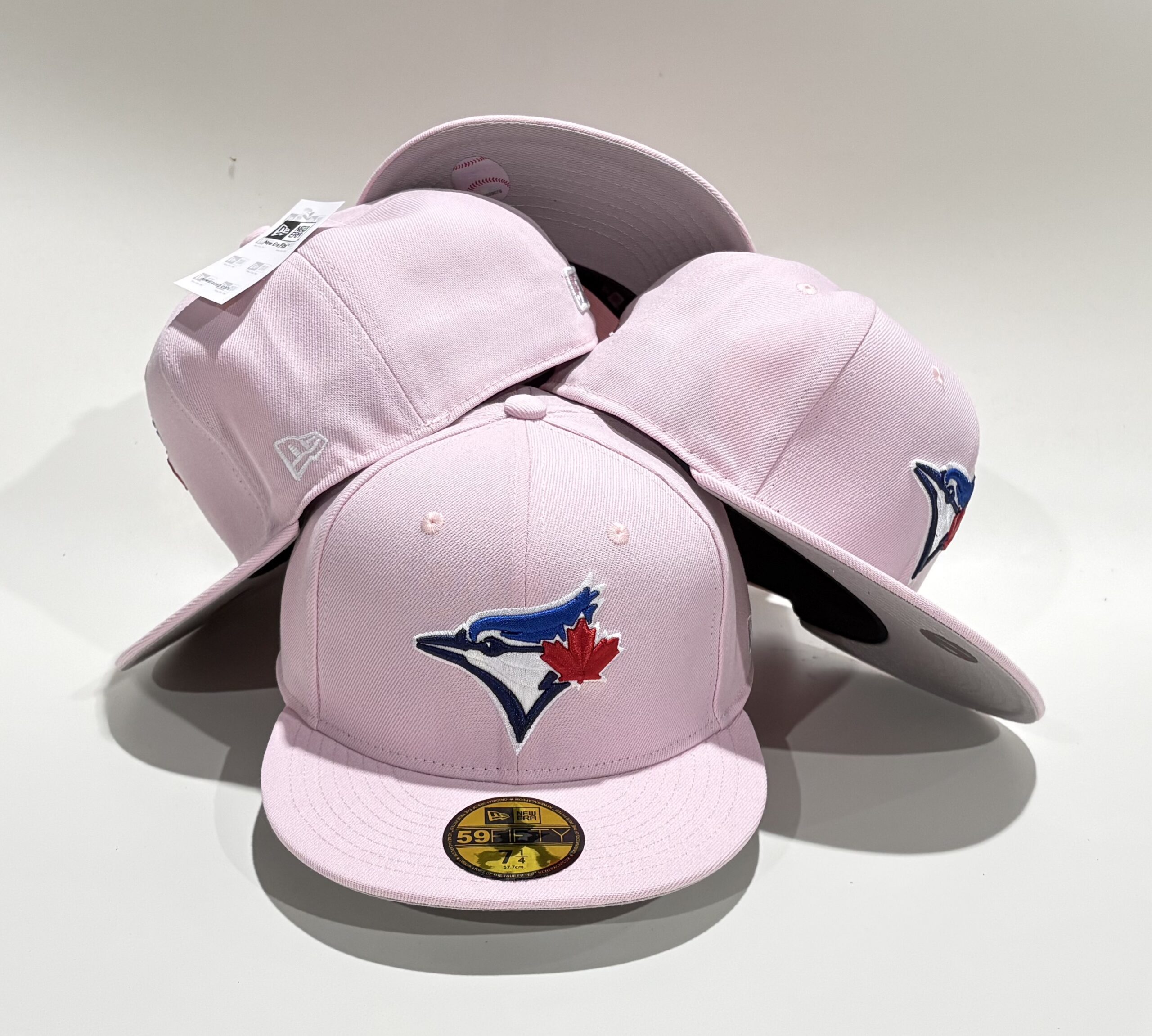 105 Toronto Blue Jays CCAA2601-04-105 AA Classic Fitted Cap 105 USD8.48 - Image 1