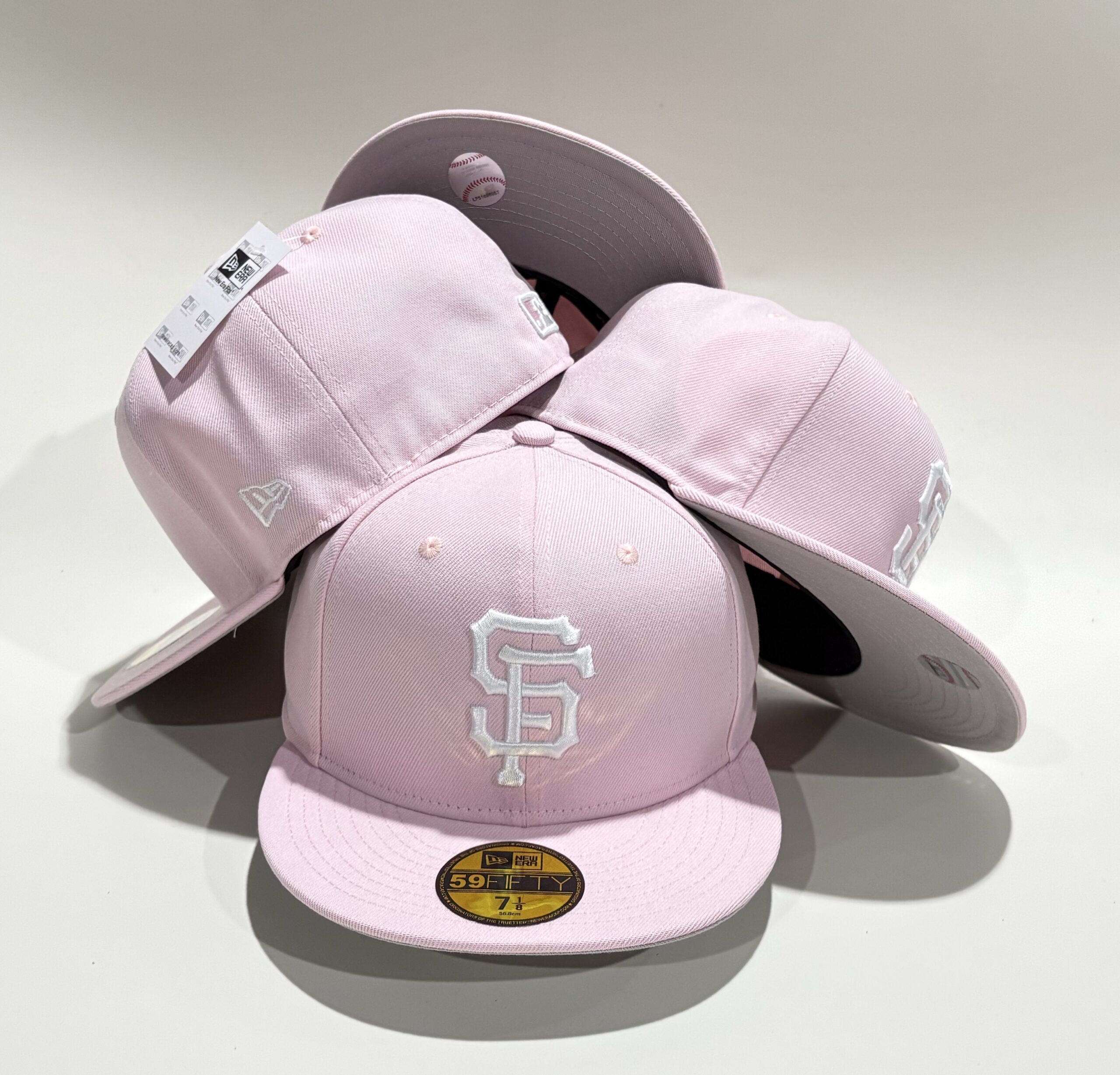 153 San Francisco Giants CCAA2601-27-153 AA Classic Fitted Cap 153 USD8.48 - Image 1