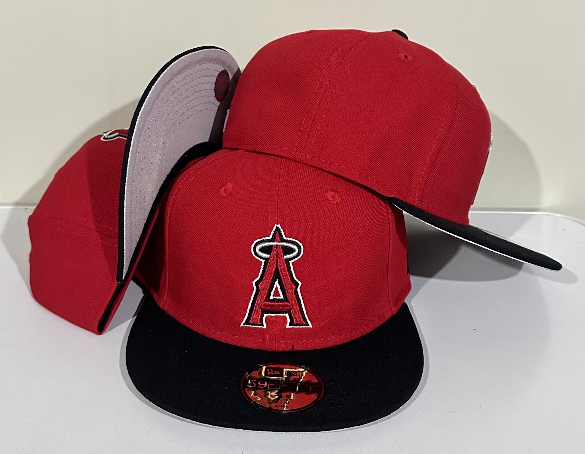 155 Los Angeles Angels of Anaheim CCAA2601-015-155 AA Classic Fitted Cap 155 USD8.48 - Image 1