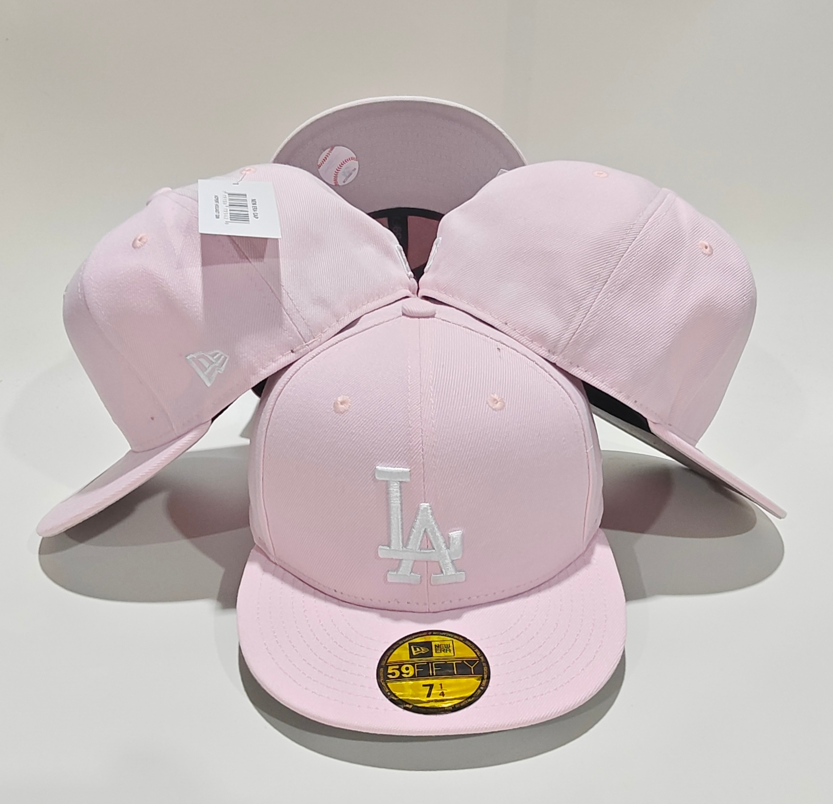 168 Los Angeles Dodgers CCAA2601-02-168 AA Classic Fitted Cap 168 USD8.98 - Image 1