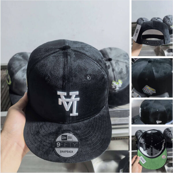 LS2607-001 Velvet AA Snapback Cap 001 USD10.98