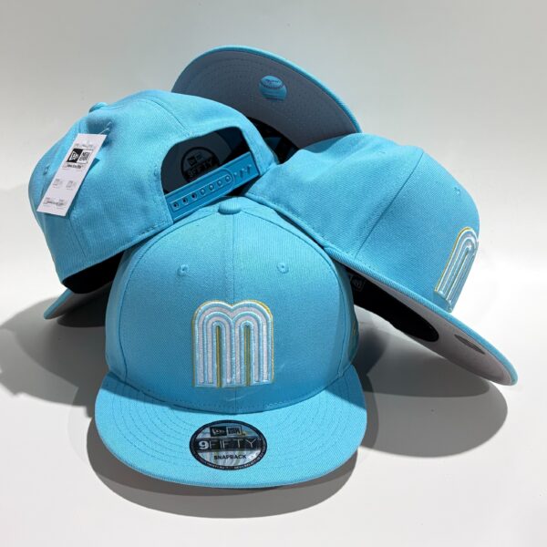 MAA2602-01-003 AA Snapback Cap 003 USD8.98