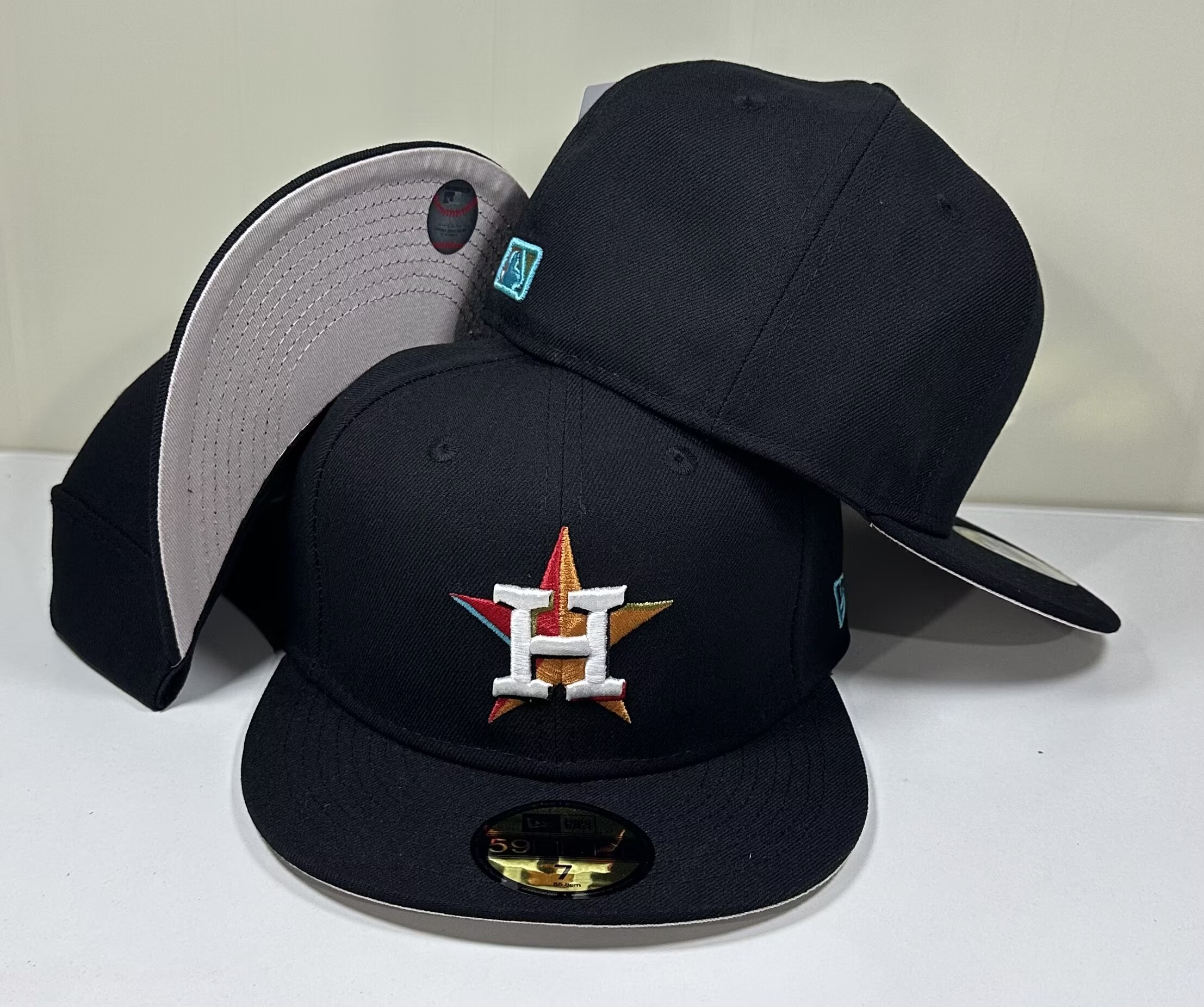 101 Coco Houston Astros CCAA2601-13-101 AA Classic Fitted Cap 101 USD8.48 - Image 1