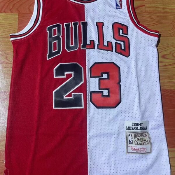NBAJE2601-02-125 Chicago Bulls Basketball Jersey 125 USD12.98