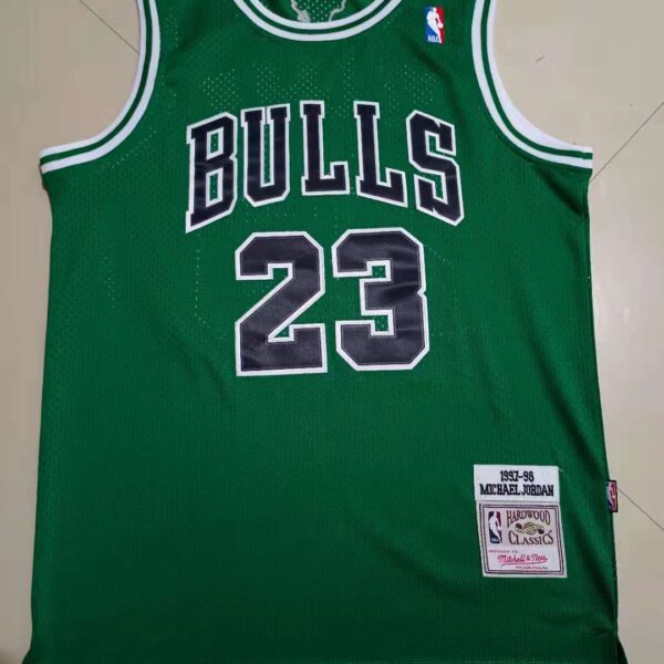 NBAJE2601-02-123 Chicago Bulls Basketball Jersey 123 USD12.98