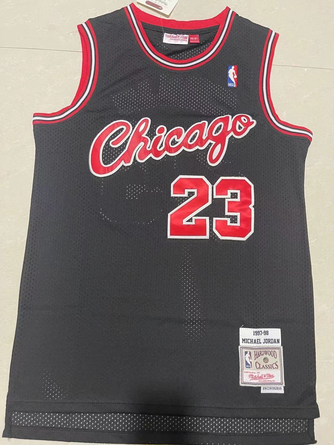 23#黑01.jpg NBAJE2601-02-121 Chicago Bulls Basketball Jersey 121 USD12.98 - Image 1