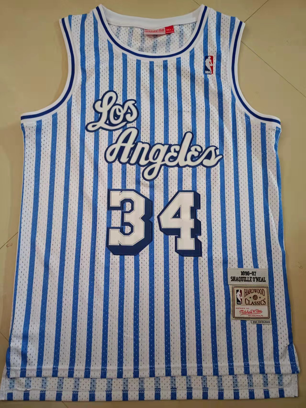 34#白05.jpg NBAJE2601-01-275 Los Angeles Lakers Basketball Jersey 275 USD12.98 - Image 1
