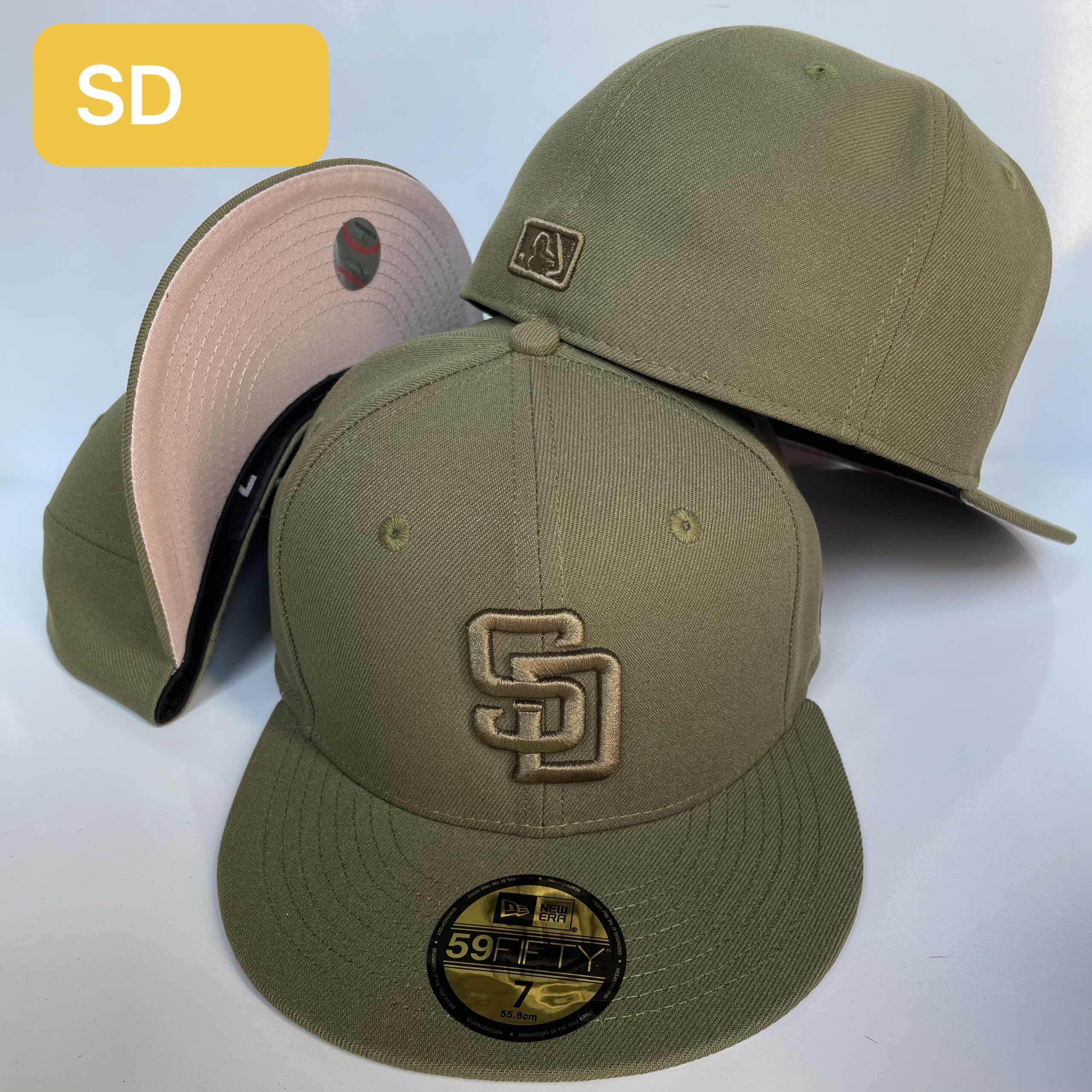 55 San Diego Padres CCAA2601-28-055 AA Classic Fitted Cap 055 USD8.48 - Image 1
