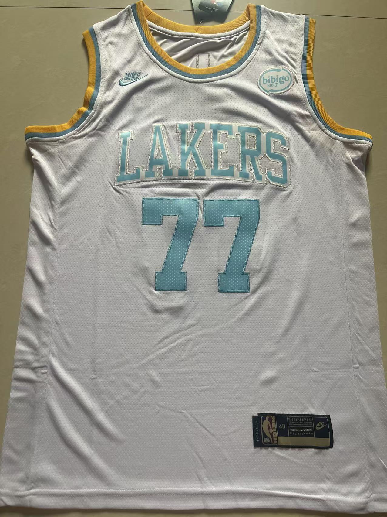77#白01.jpg NBAJE2601-01-271 Los Angeles Lakers Basketball Jersey 271 USD12.98 - Image 1