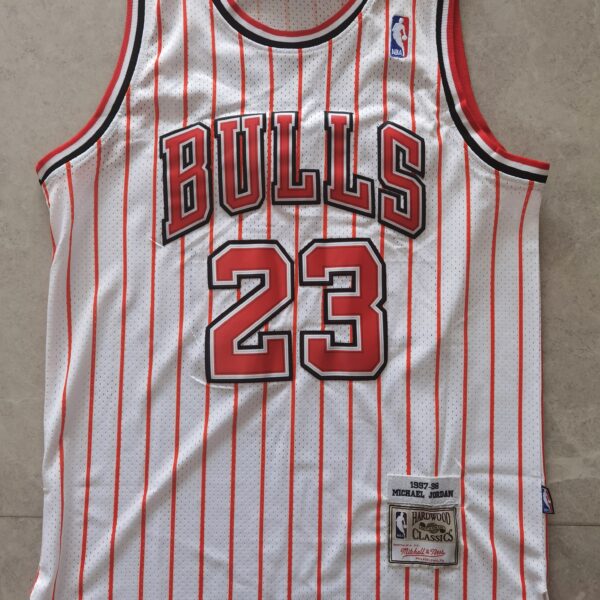 NBAJE2601-02-065 Chicago Bulls Basketball Jersey 065 USD12.98
